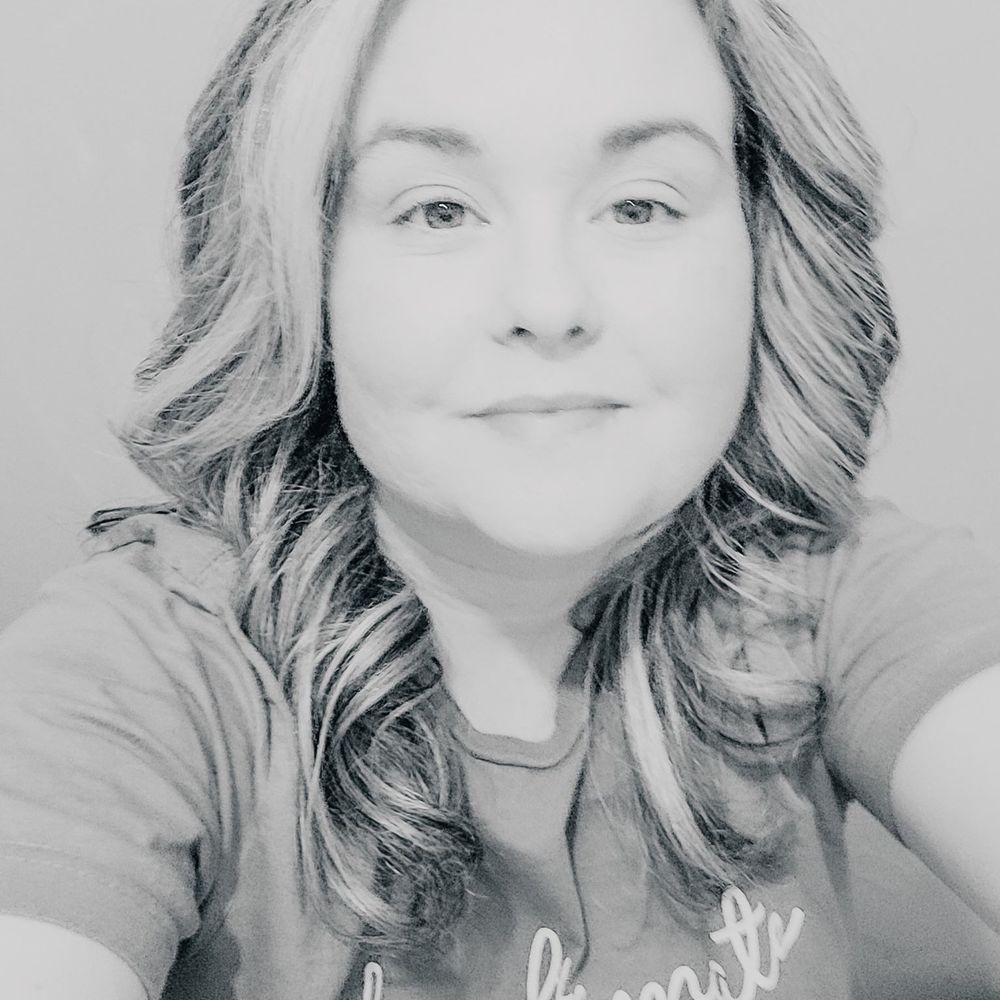 Meet your Posher, Leigh